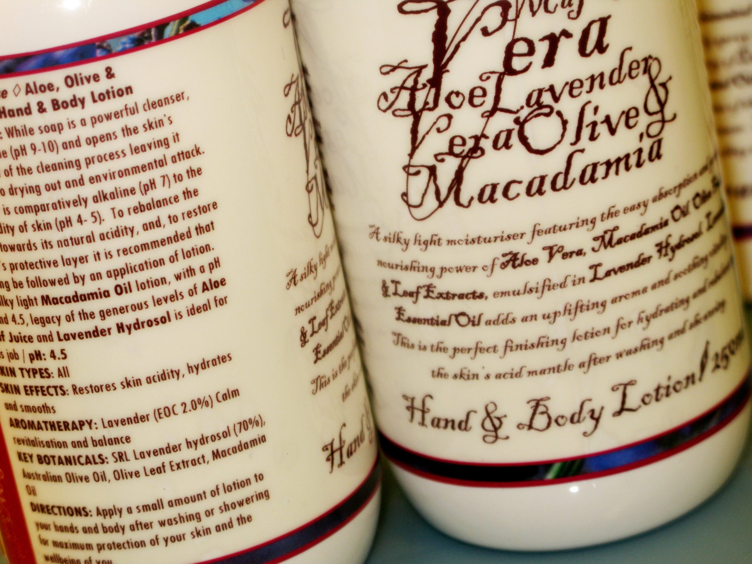 Aloe, Olive & Macadamia Hand & Body Lotion 250/500mL - Image 3