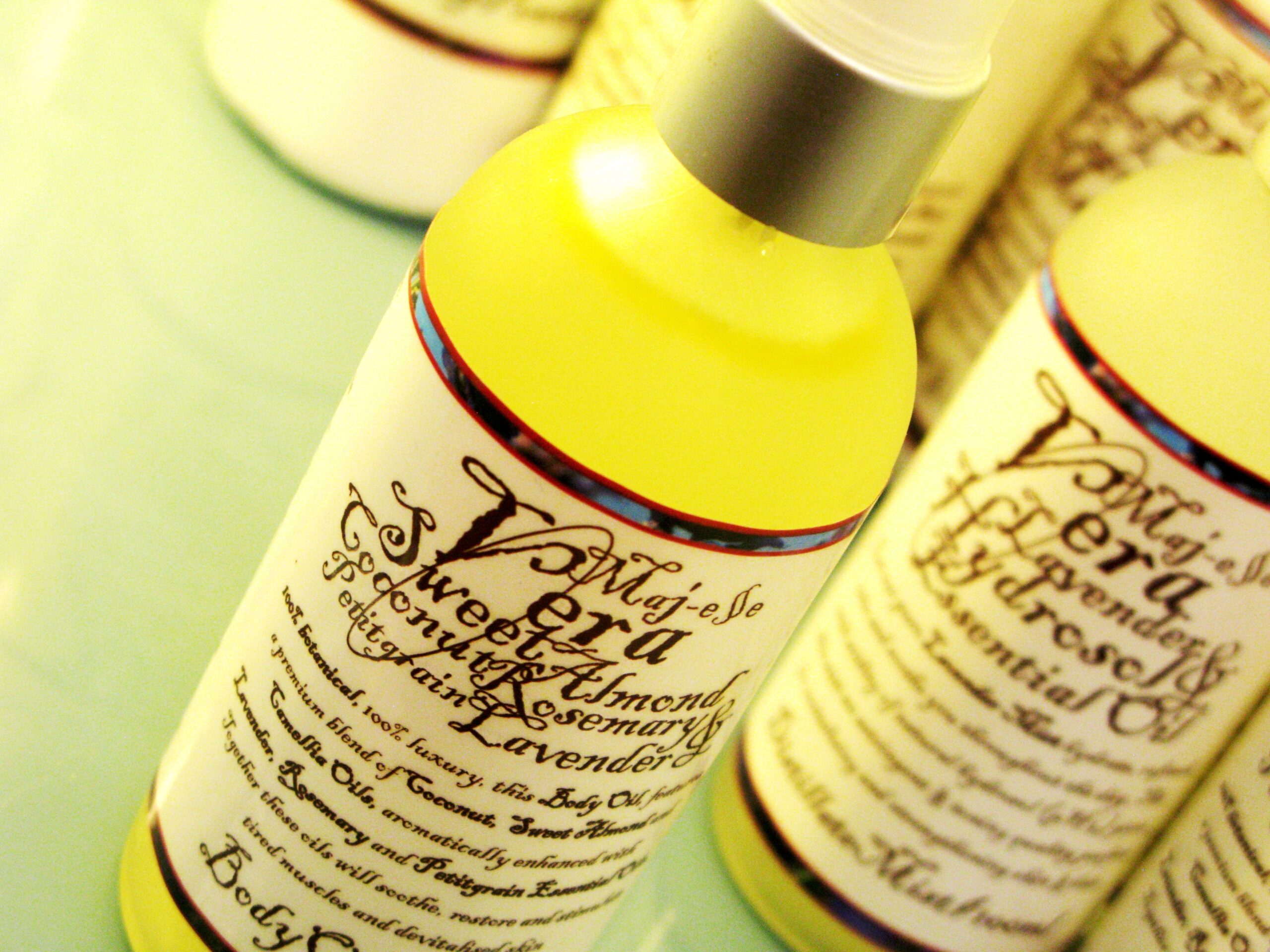 Lavender, Rosemary & Petitgrain Body Oil - 100mL/125mL - Image 5