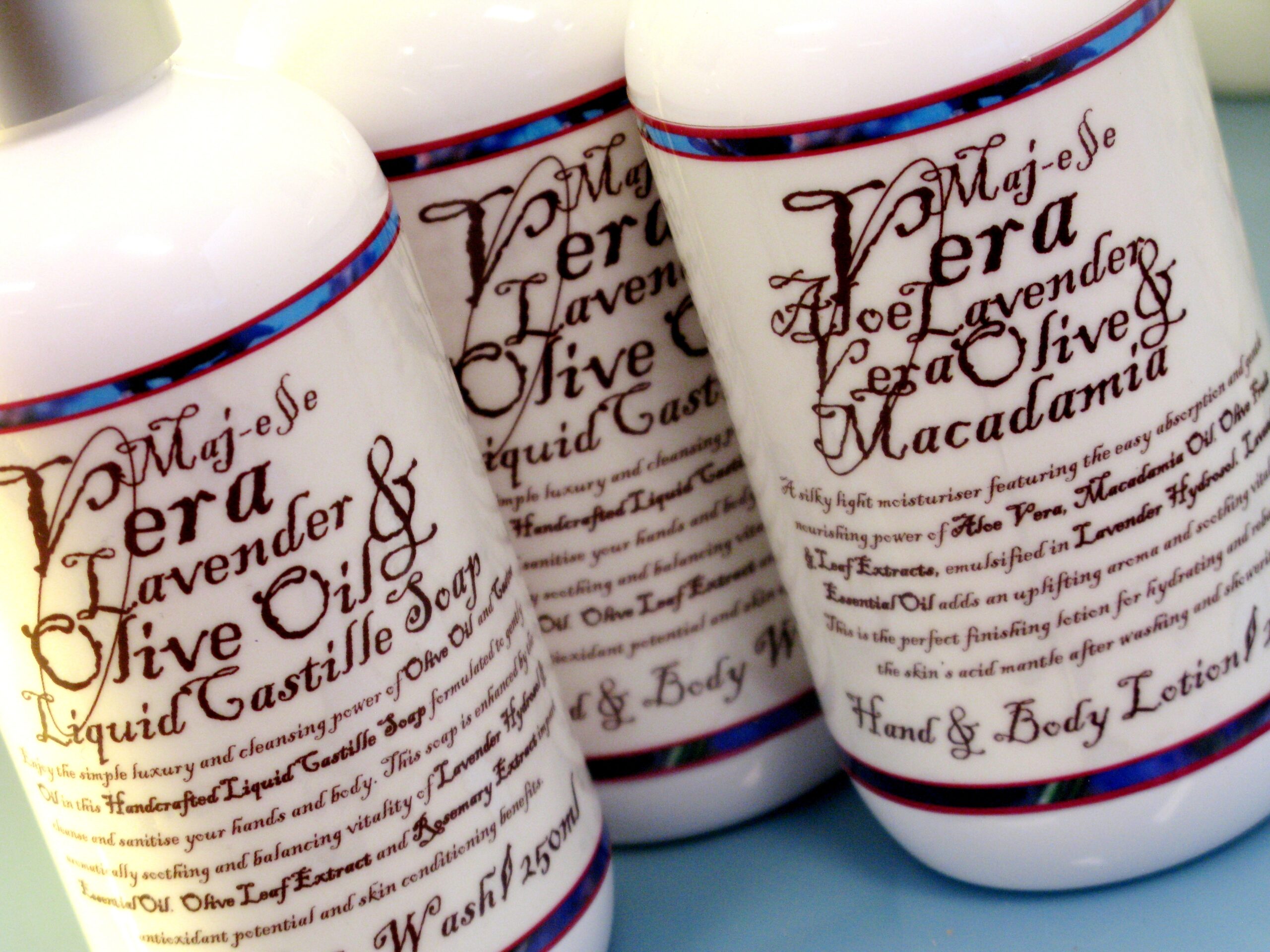 Aloe, Olive & Macadamia Hand & Body Lotion 250/500mL - Image 4