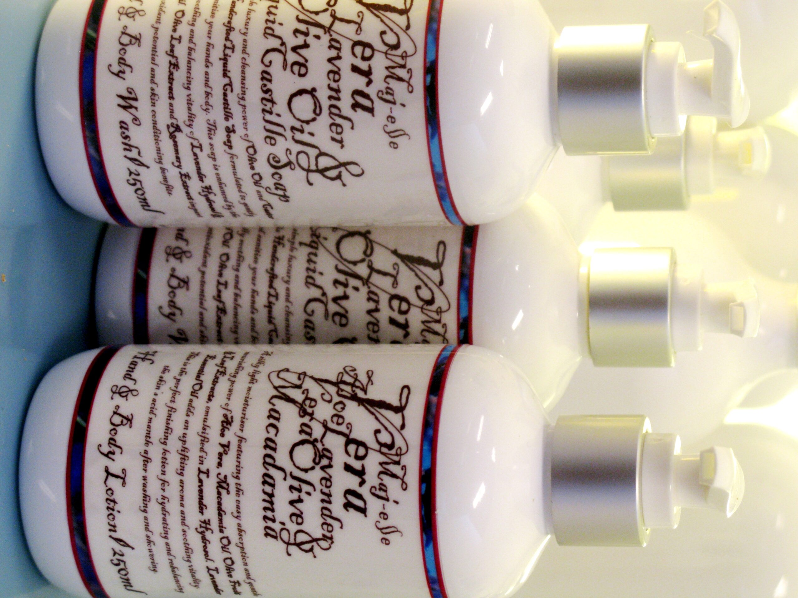 Aloe, Olive & Macadamia Hand & Body Lotion 250/500mL - Image 2