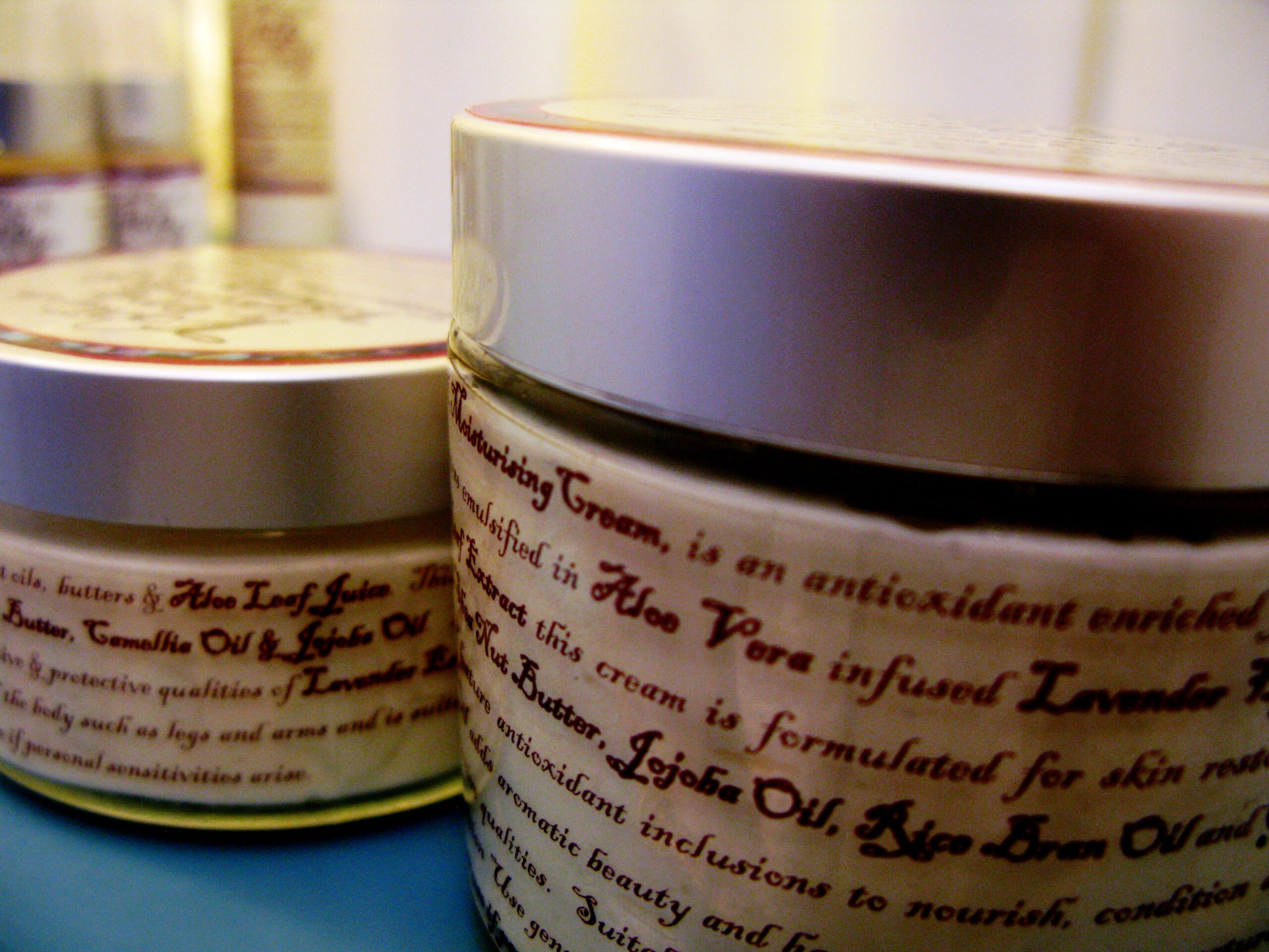 Lavender & Vitamin E Moisturising Cream - 150mL/250mL - Image 4