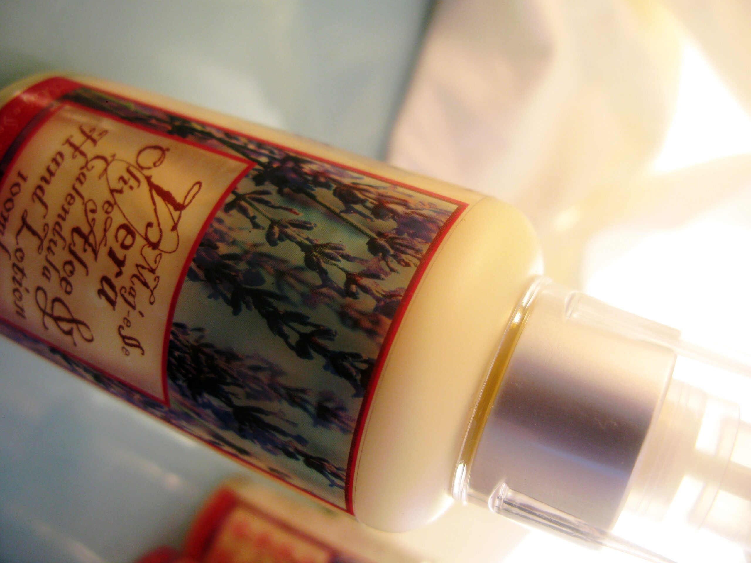 Aloe, Olive and Calendula Hand Lotion 100mL - Image 3