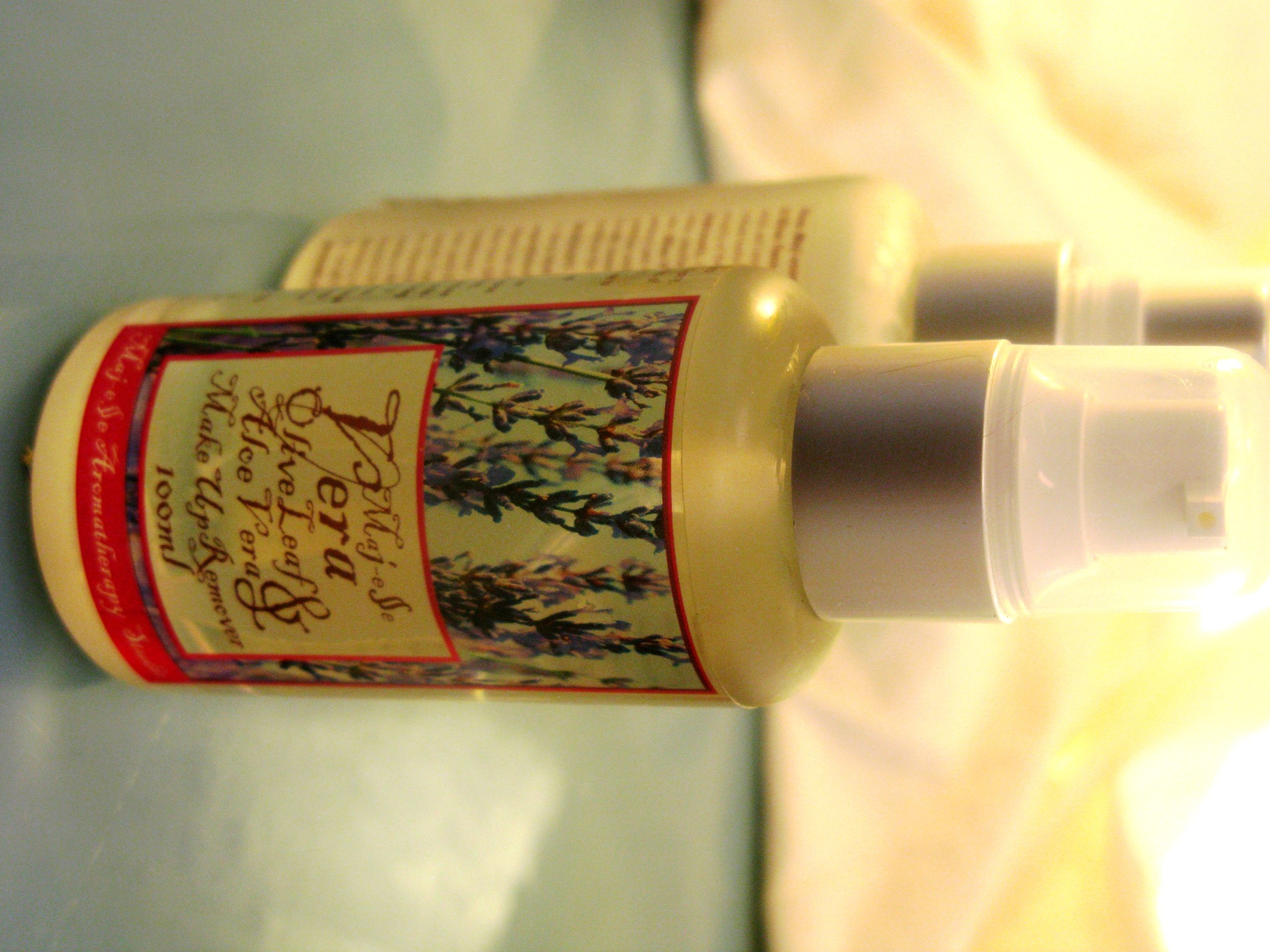 Aloe & Olive Make-Up Remover - 100mL