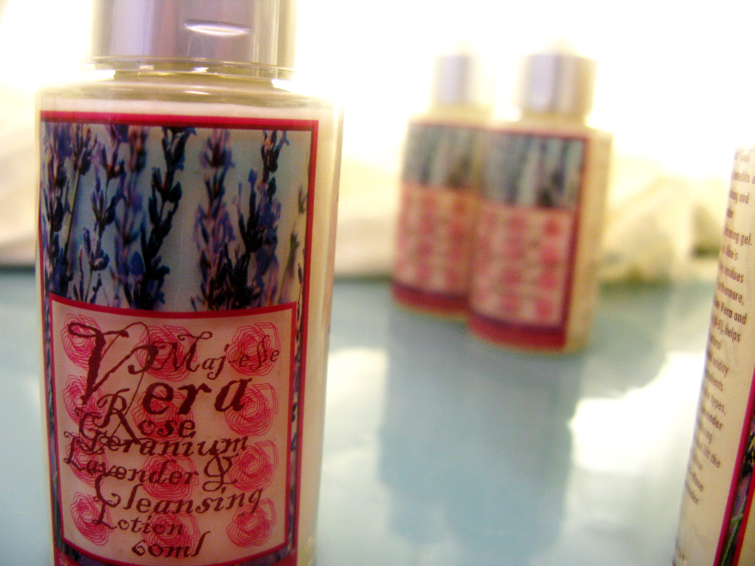 Rose Geranium & Lavender Cleansing Lotion - 60mL - Image 2