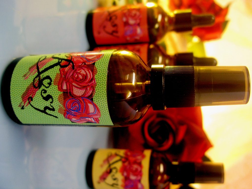 Rosy in Amber - Oat Oil with Olive Fruit and Leaf Extracts - Hydrating Serum 50mL