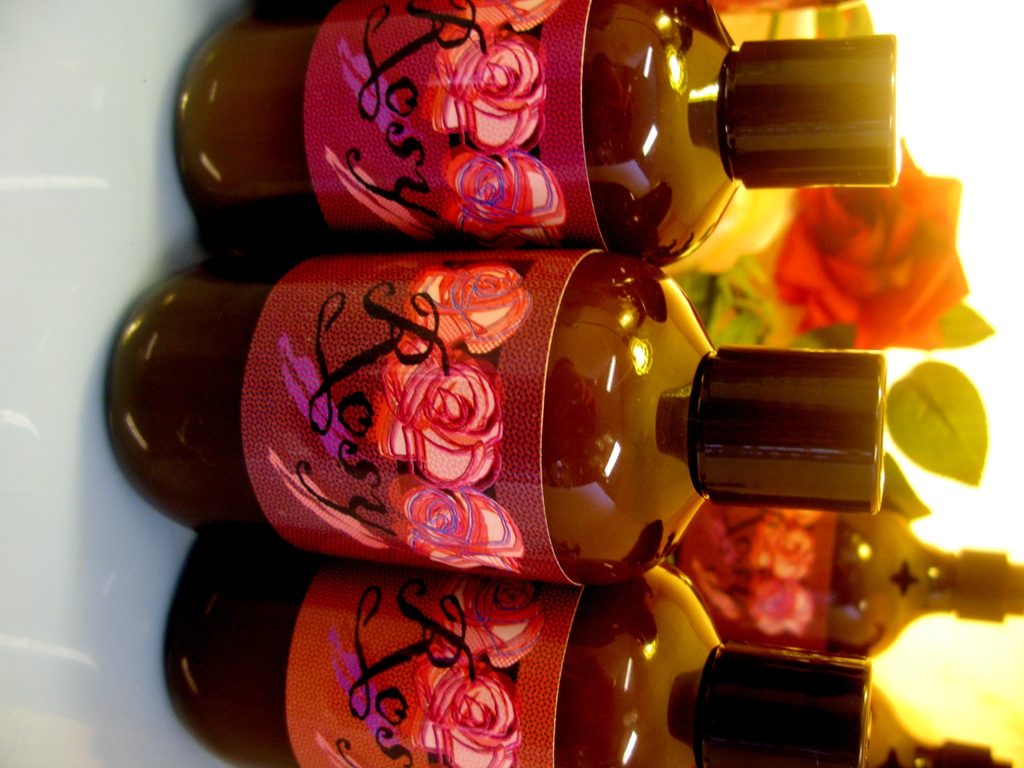 Rosy in Amber – Coconut and Olive Oil with Calendula - Hand (and) Body Lotion – 250mL