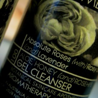 VERA FLORA | COSMETICA – Absolute Roses - ALOE, HONEY (and) ROSEHIPS GEL CLEANSER | 100mL